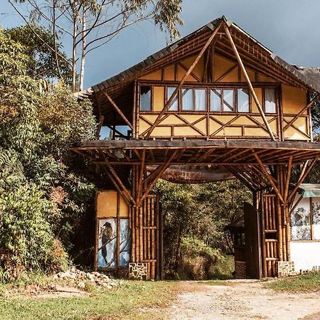 Hotel Guatape Adrianas Bambu エクステリア 写真