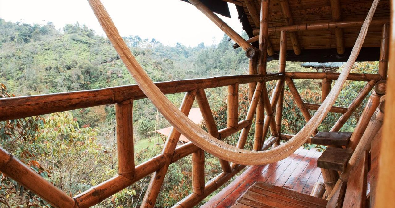Hotel Guatape Adrianas Bambu エクステリア 写真