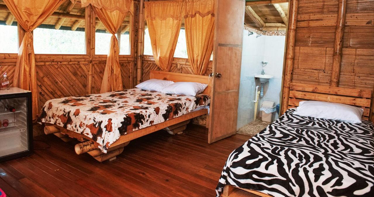 Hotel Guatape Adrianas Bambu エクステリア 写真