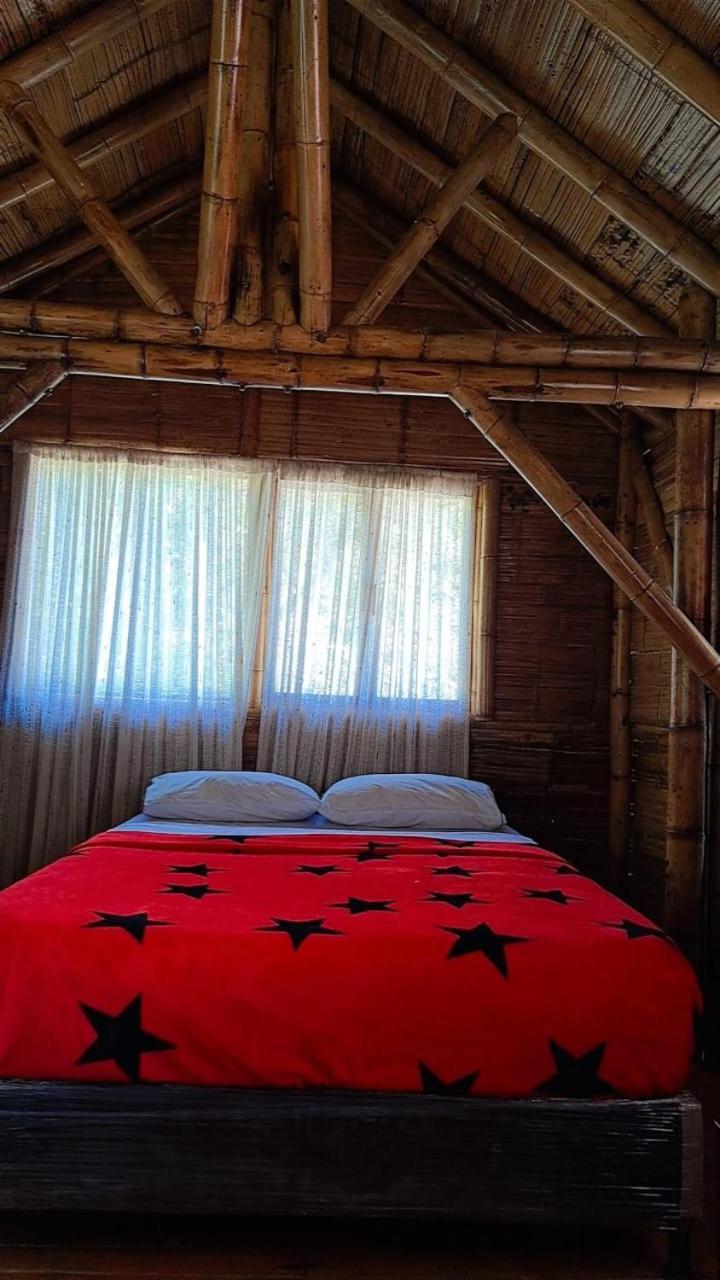 Hotel Guatape Adrianas Bambu エクステリア 写真
