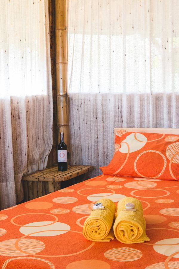 Hotel Guatape Adrianas Bambu エクステリア 写真