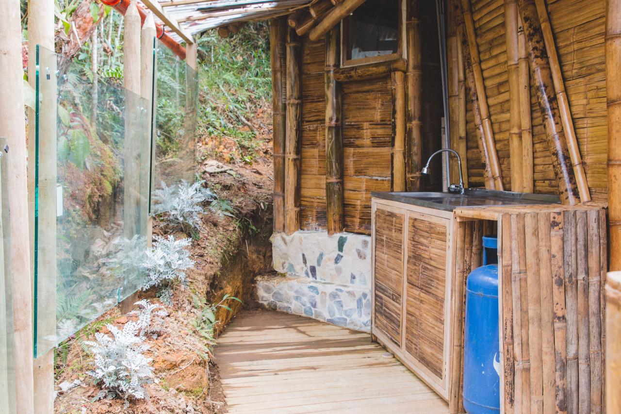 Hotel Guatape Adrianas Bambu エクステリア 写真